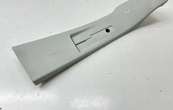 (B) pillar trim (top)