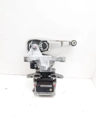 Land Rover Evoque II Engine mount bracket K8D26R096AA K8D26F030AA