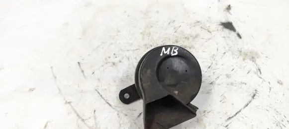 Mercedes-Benz C W203 Horn signal E1010233 28657625