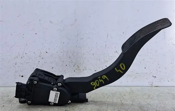 Chevrolet Epica Accelerator throttle pedal 96408078