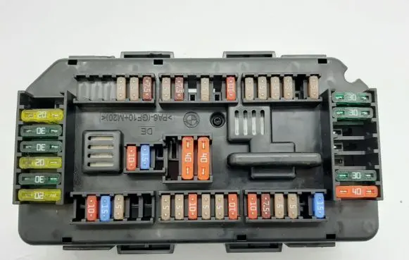 BMW 1 F20 F21 Fuse box set 9337879