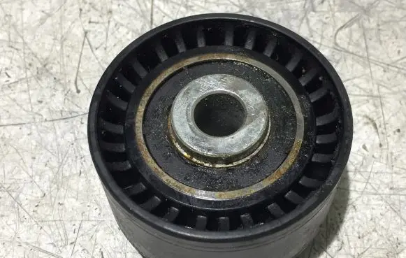 Ford Focus Belt tensioner pulley 5203X22RS