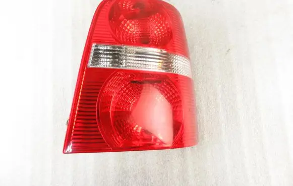 Volkswagen Touran I Rear/tail lights 1T0945096
