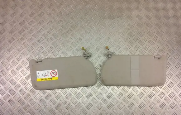 Nissan Navara D23 Sun visor