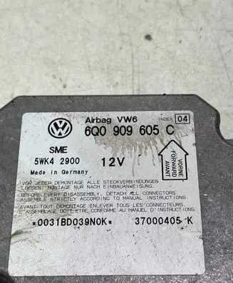 Volkswagen PASSAT B5 Airbag control unit/module 6Q0909605C 5WK42900 37000405K