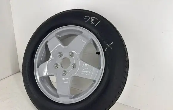 Jeep Grand Cherokee R18 spare wheel 04726587AB 4726587AB