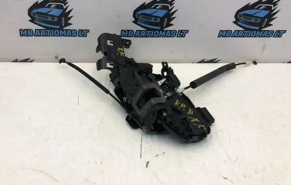 Jaguar XF X250 Front door lock 6W8A21813GD 8X23203A29AE