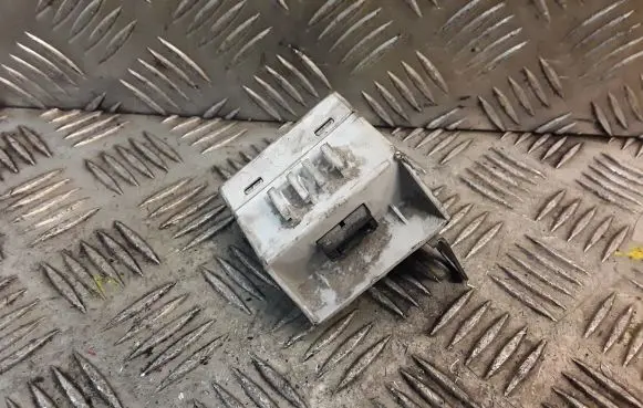BMW 7 E38 Alarm movement detector/sensor 8376300