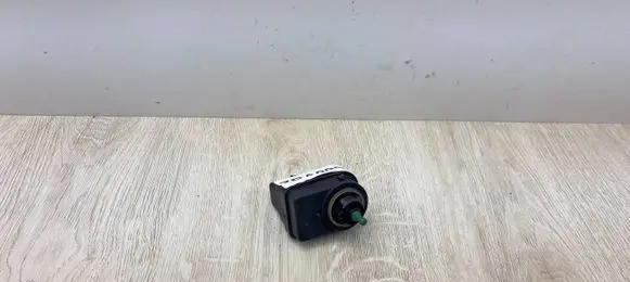 Renault Kangoo I Headlight level adjustment motor 7700424223