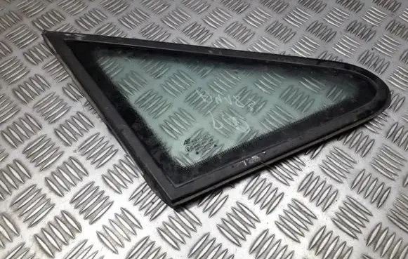 Volkswagen Sharan Front triangle window/glass 