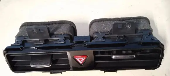 Hyundai Ioniq Dash center air vent grill 97410G2AA0