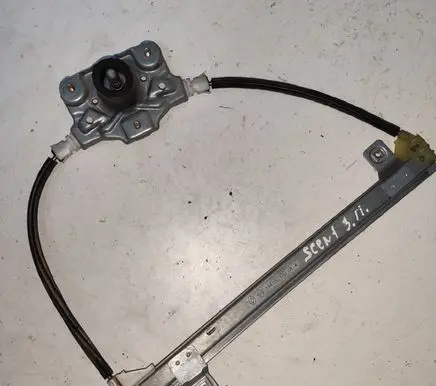 Rear door manual window regulator