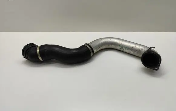 Intercooler hose/pipe