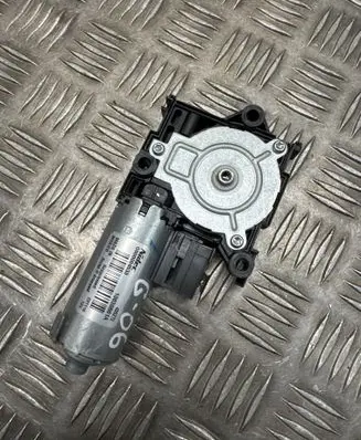 BMW X6 G06 Sunroof motor/actuator 10030661a