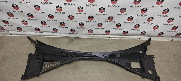 Alfa Romeo Giulia Wiper trim 1561188340