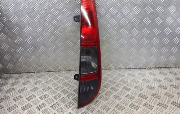 Ford Focus Rear tail light reflector 4M51-13404-F