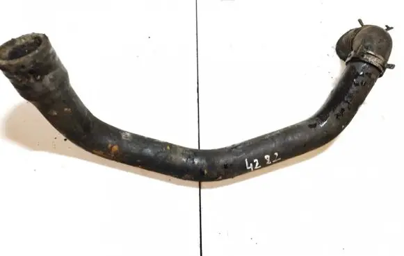 Suzuki Swift I Engine coolant pipe/hose