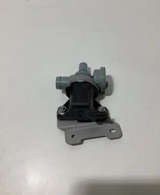 BMW X5 G05 Vacuum valve 7439907 708881774