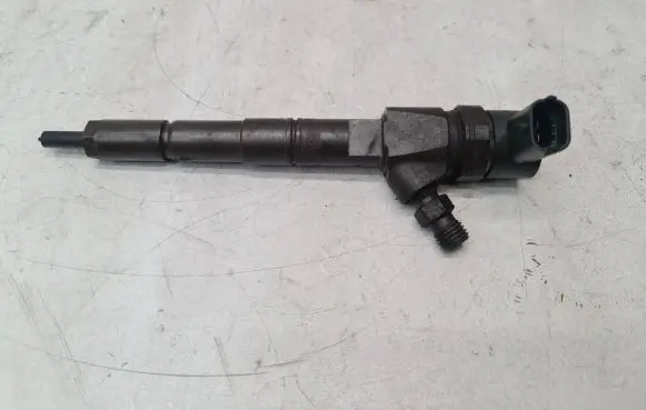 Opel Insignia A Fuel injector 2211086989106 5HF5AI6SA 0445110383