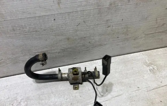 Bentley Mulsanne Fuel pressure sensor 