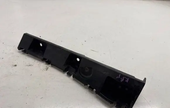 Ford Mustang VI Front bumper mounting bracket FR3B16C067AEC