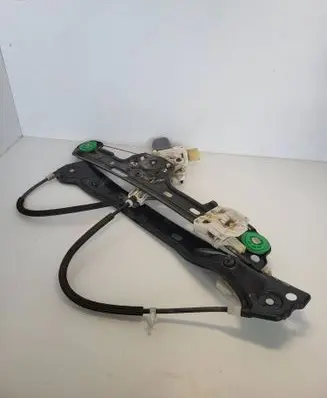 BMW 1 E81 E87 Front door window regulator with motor 7138465