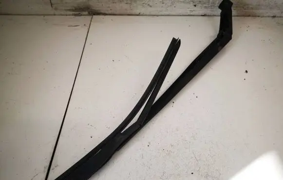 Toyota Verso Front wiper blade arm
