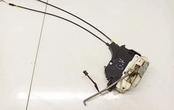 Mitsubishi Outlander Rear door lock 