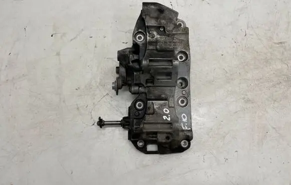 BMW 5 F10 F11 Generator/alternator bracket 8506863
