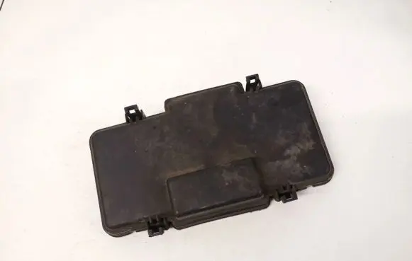 Honda Stream Fuse box cover s7ag1 s7a-g1