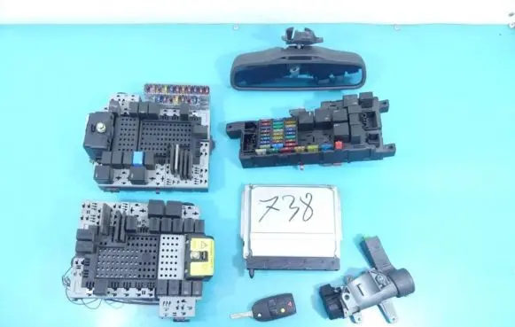 Volvo XC90 Engine control unit/module ECU 0261207227 IMPRK1100577