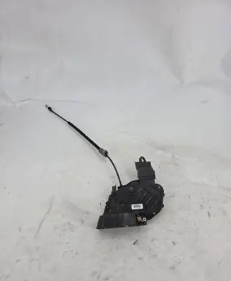 Volvo V50 Front door lock 30699157 1184A