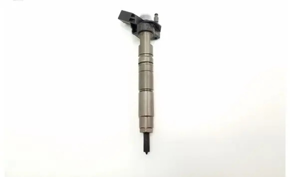 Mercedes-Benz E C207 W207 Fuel injector A6420701187