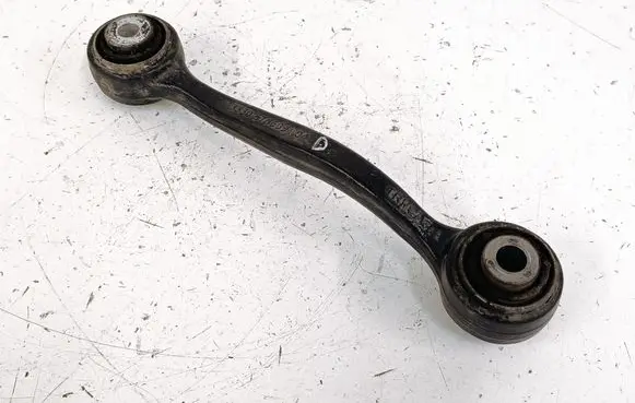 Rear control arm