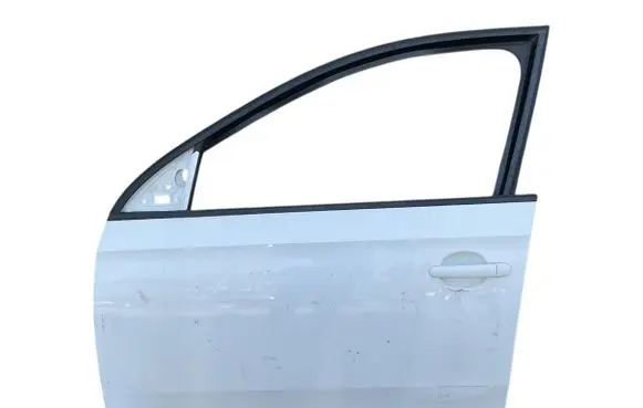Seat Toledo IV (NH) Front door 5JA831311B