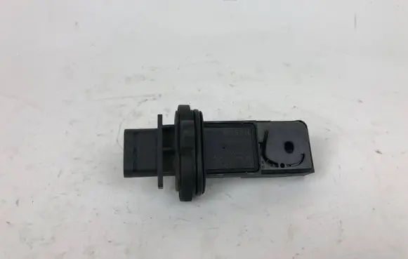 BMW X6 E71 Mass air flow meter 7566990 323693527 0280218270