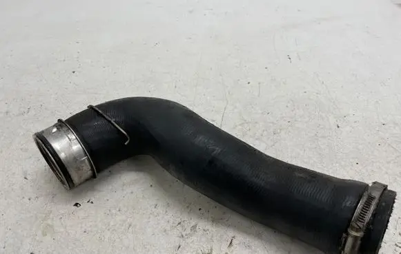Mercedes-Benz R W251 Intercooler hose/pipe A2515280182