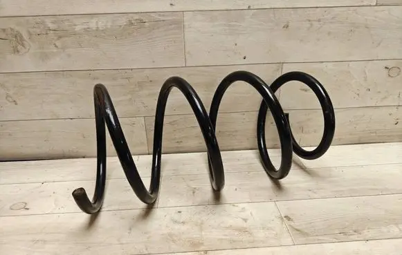 Toyota Avensis T250 Front coil spring 