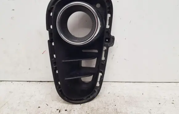 KIA Rio Front fog light trim/grill 86525-H8020