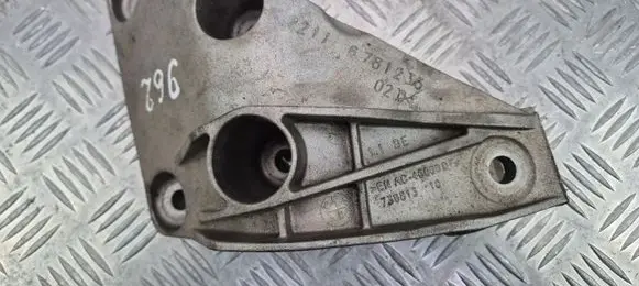 BMW 5 F10 F11 Engine mounting bracket 6781233
