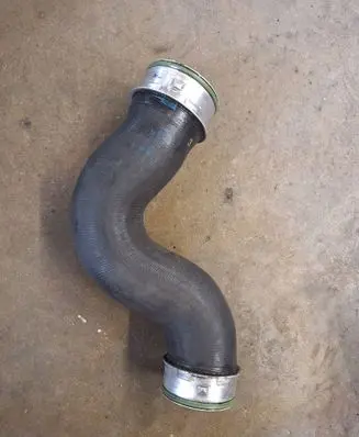 Volkswagen Touran I Intercooler hose/pipe