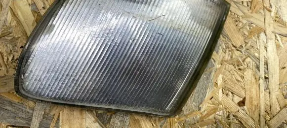 Volkswagen PASSAT B4 Front reflector 3A0941067