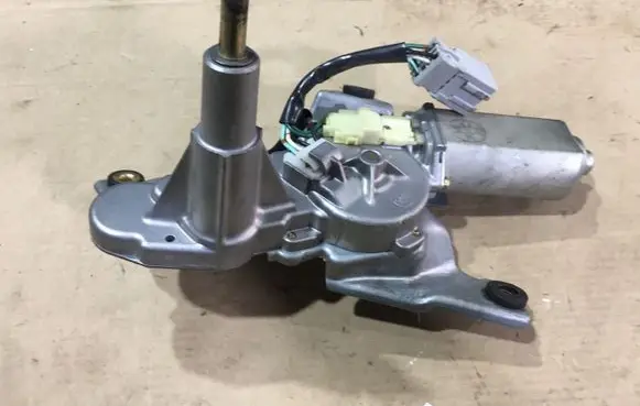 Honda CR-V Rear window wiper motor 34963581