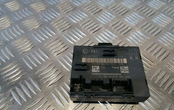 Audi Q5 SQ5 Door control unit/module 8K0959795C