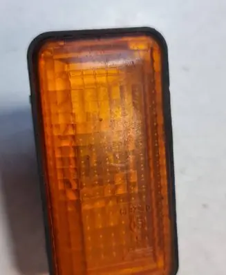 Volkswagen PASSAT B3 Front fender indicator light 1H0949117A 0152619 1H0949111