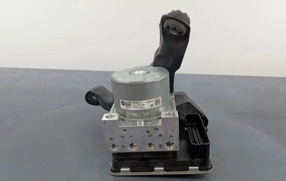 BMW 1 F40 ABS Pump 5A44C61