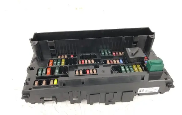 BMW X3 F25 Fuse module 117033444 9210863 01423839
