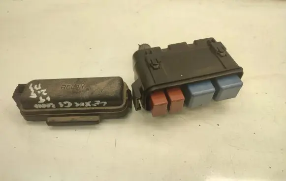 Lexus GS 250 350 300H 450H Fuse box set 8266230B70