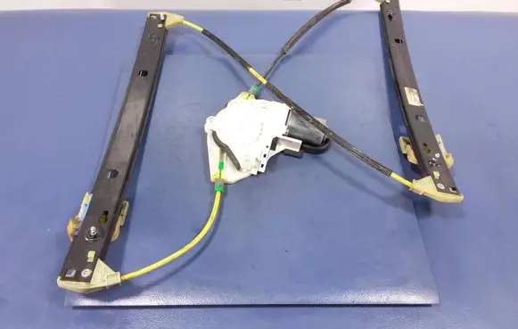 Audi A8 S8 D4 4H Front door window regulator with motor 4H0837462A