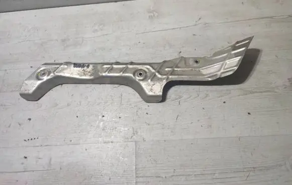 Hyundai Kona I Heat shield in engine bay 